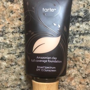 Tarte full coverage foundation (LIGHT SAND)